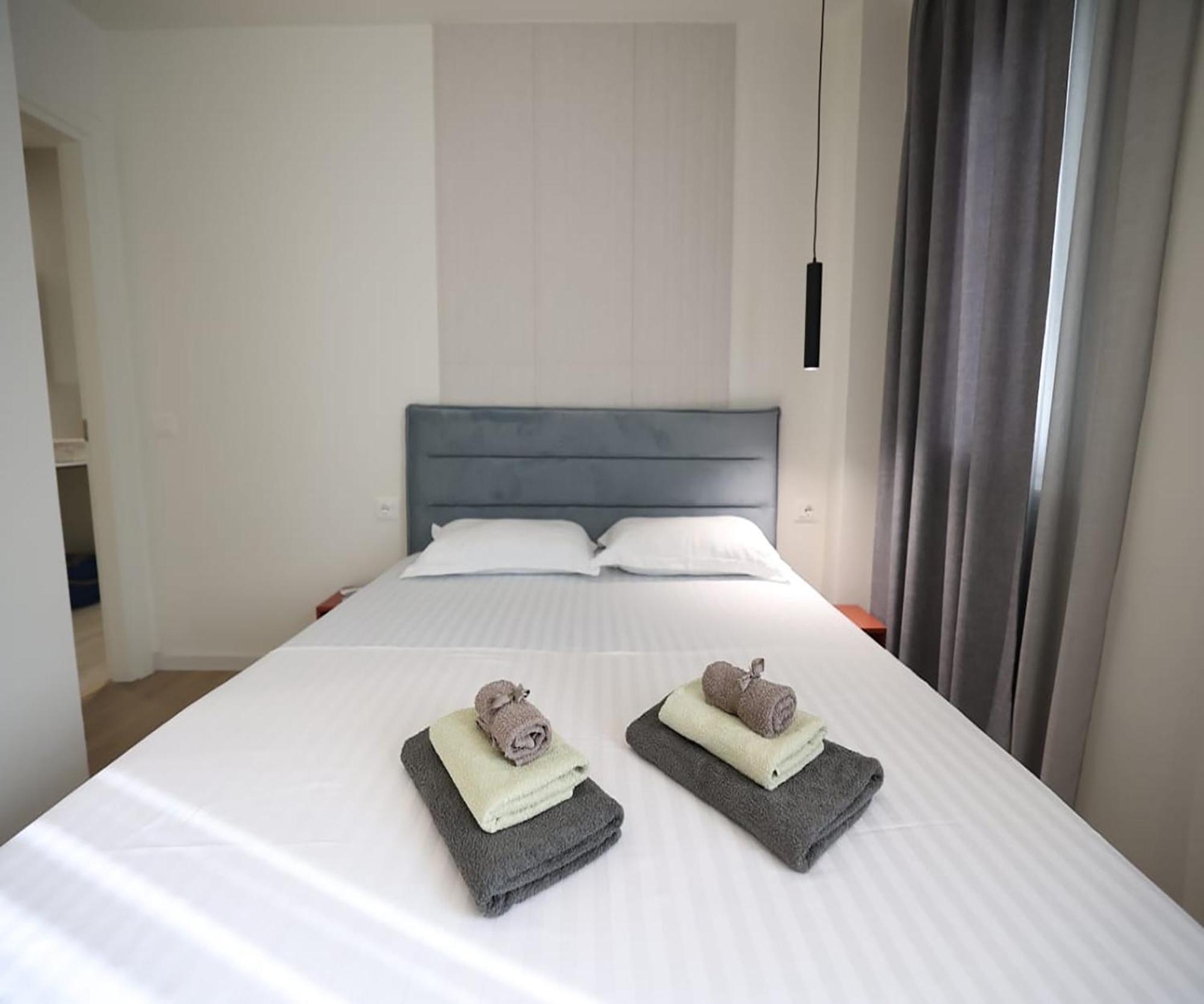 Arkle 4 * Tirana